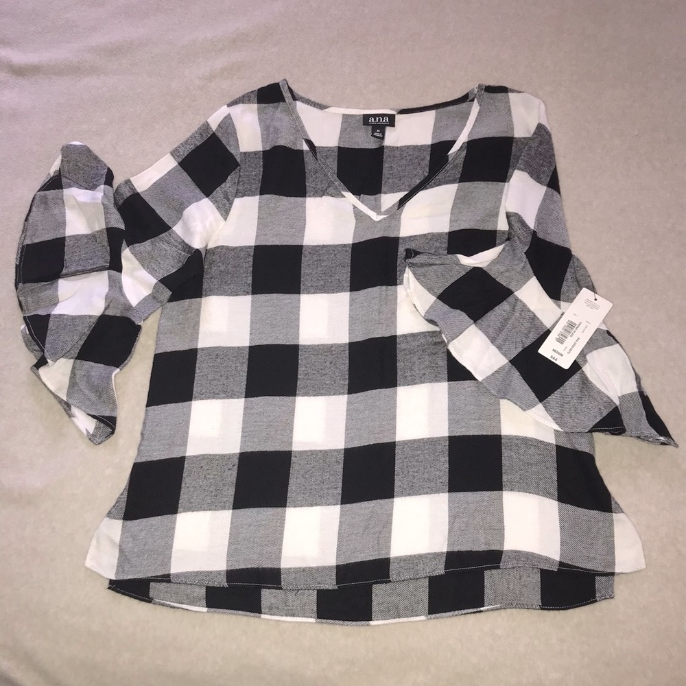 a.n.a. Plaid Top, Size M